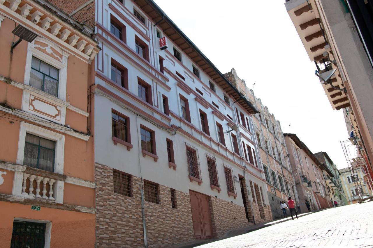 Hostal Carlos Luis Quito Esterno foto