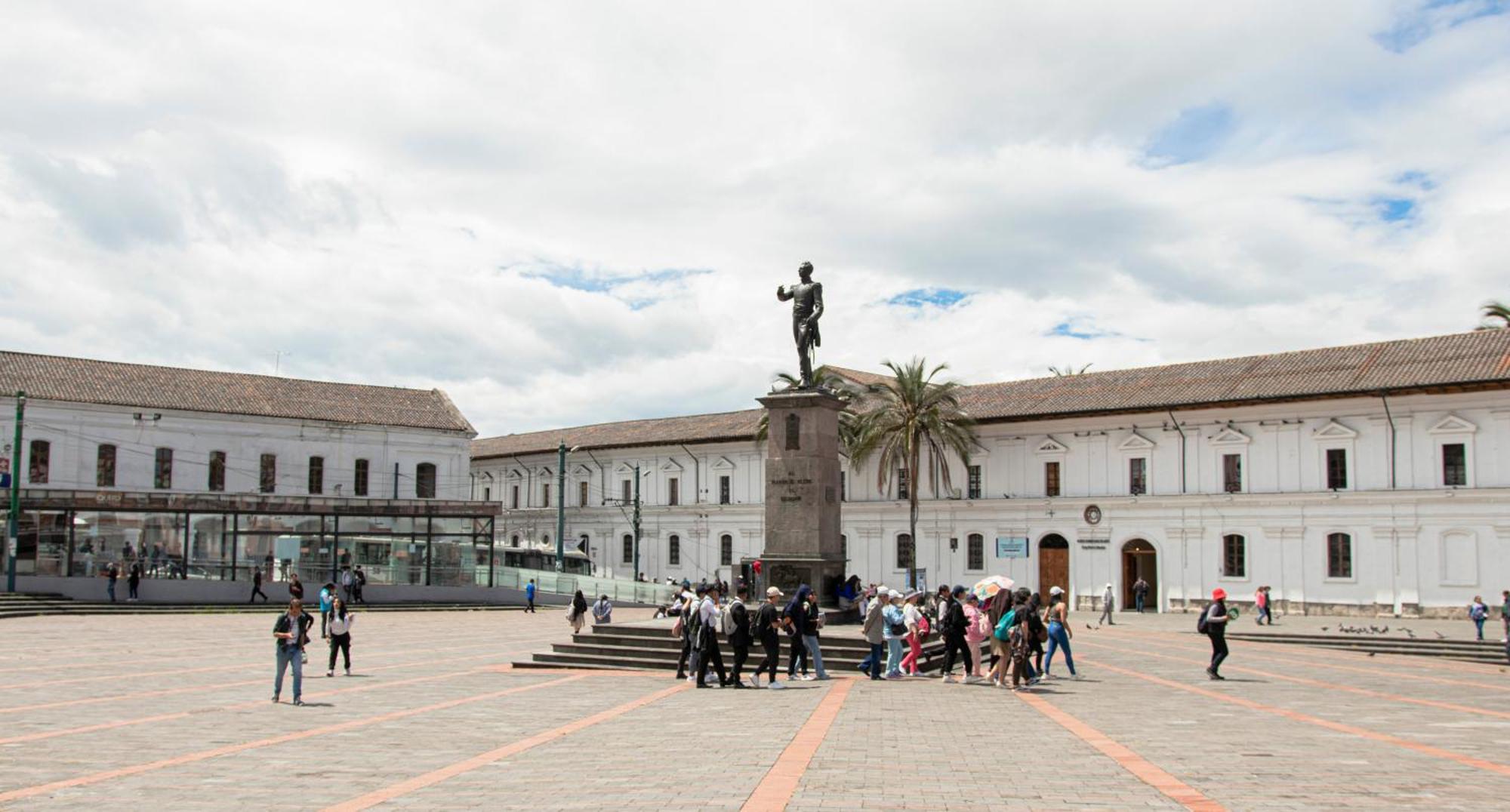 Hostal Carlos Luis Quito Esterno foto