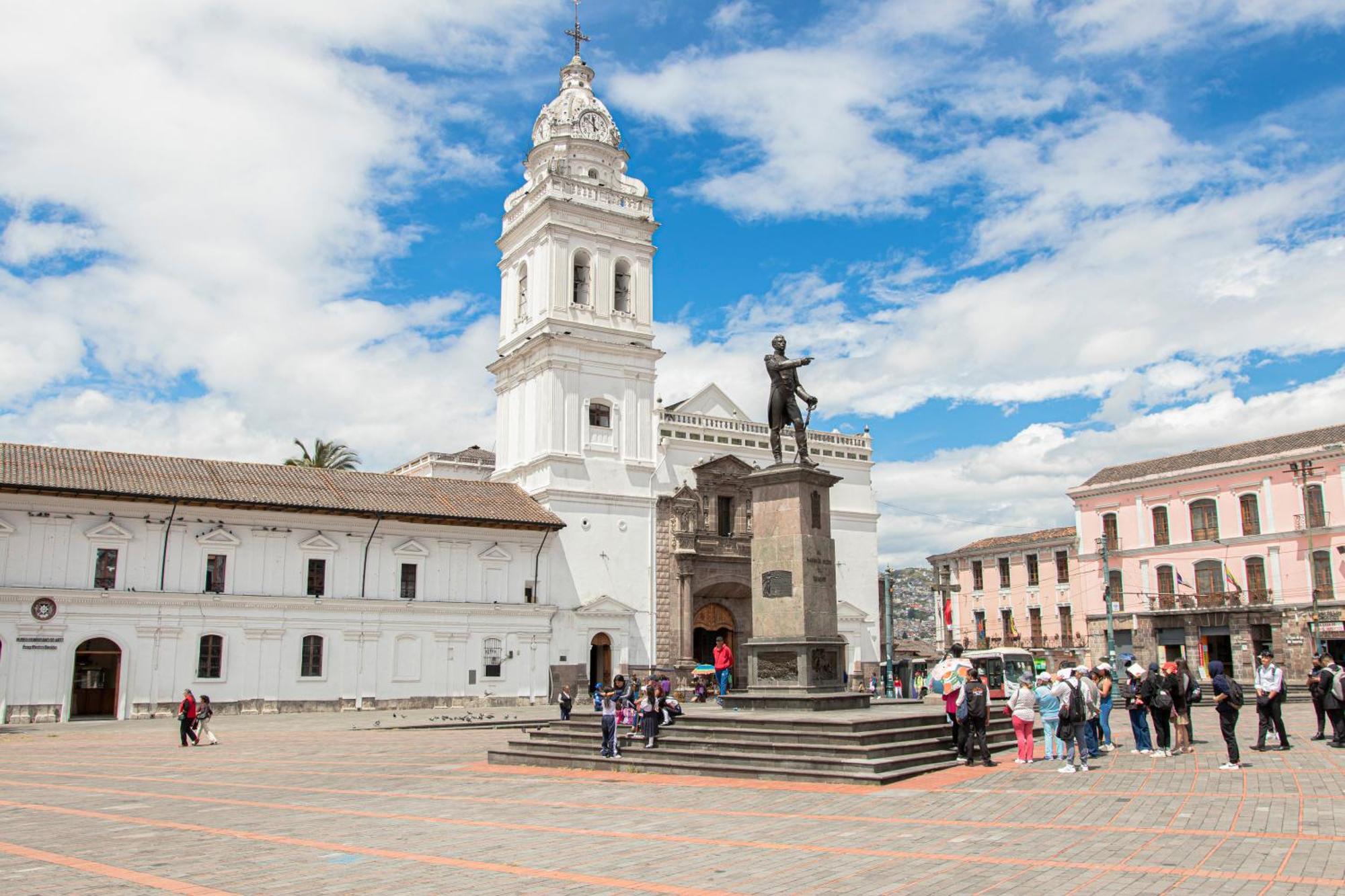 Hostal Carlos Luis Quito Esterno foto