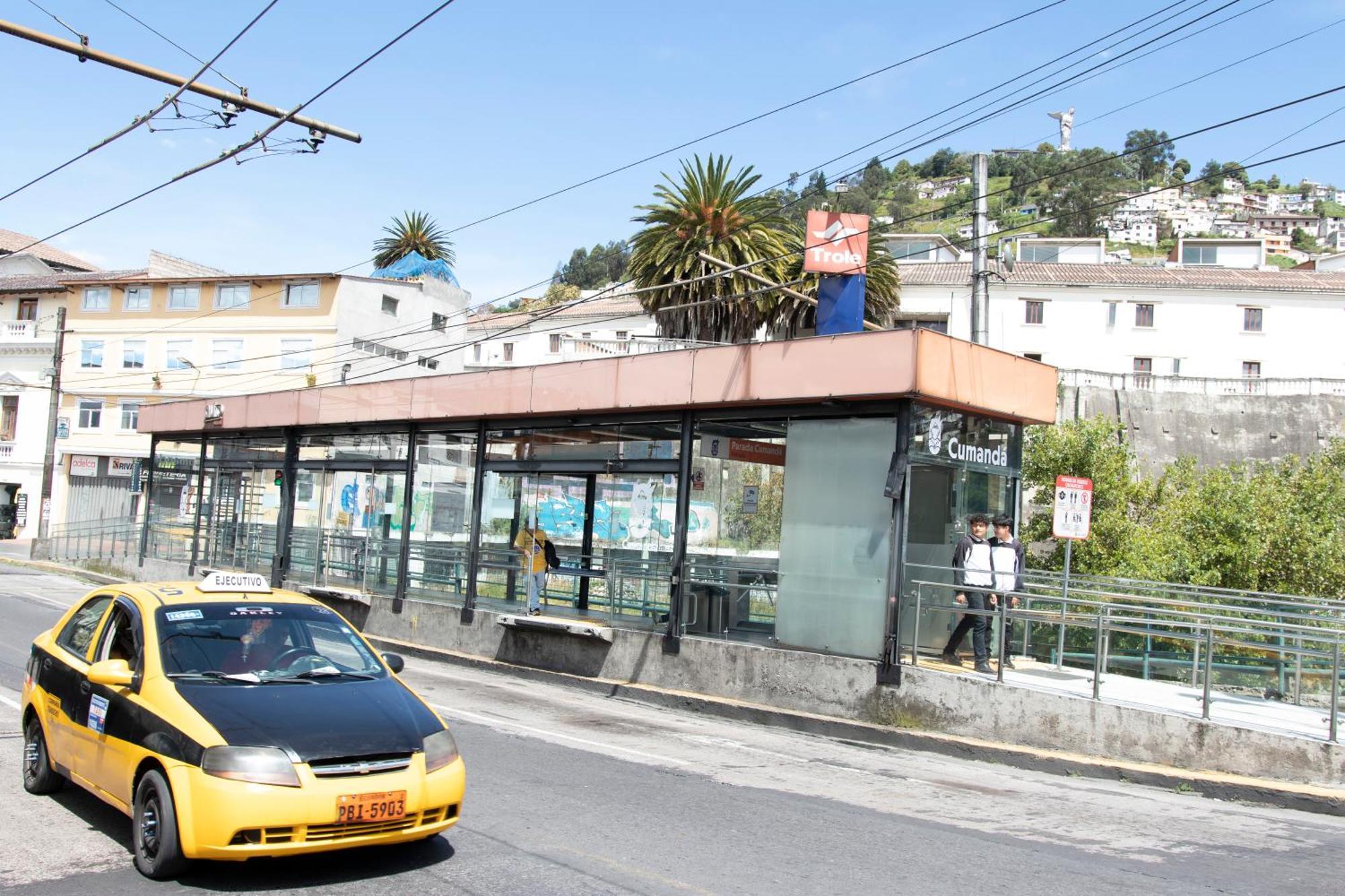 Hostal Carlos Luis Quito Esterno foto