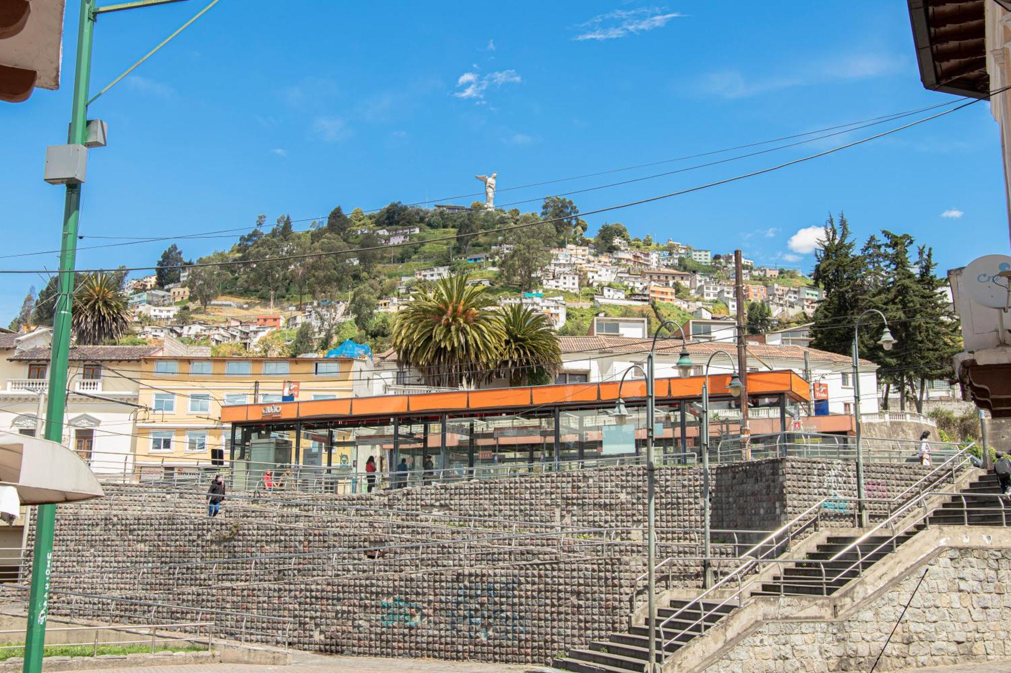 Hostal Carlos Luis Quito Esterno foto
