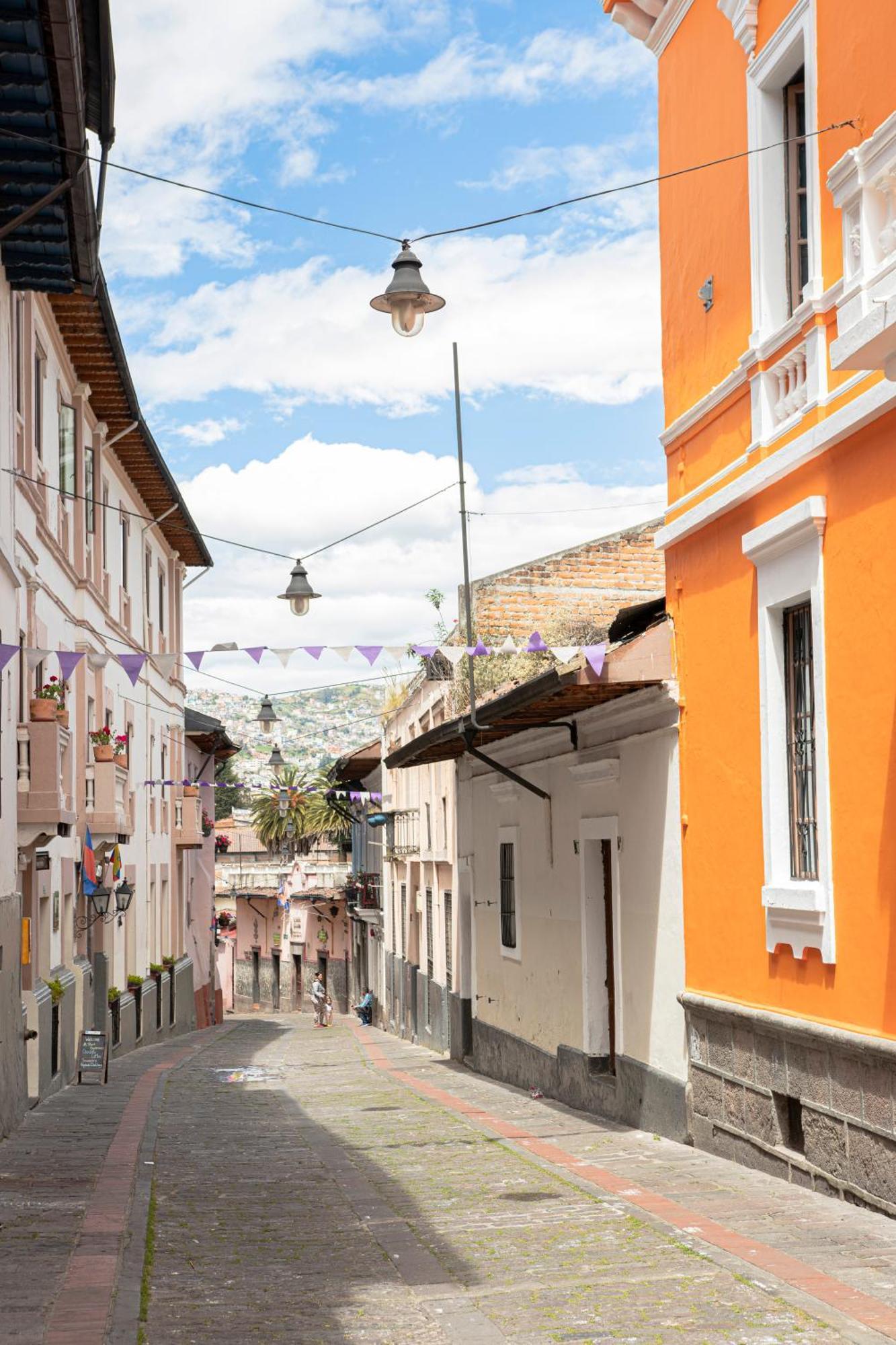 Hostal Carlos Luis Quito Esterno foto